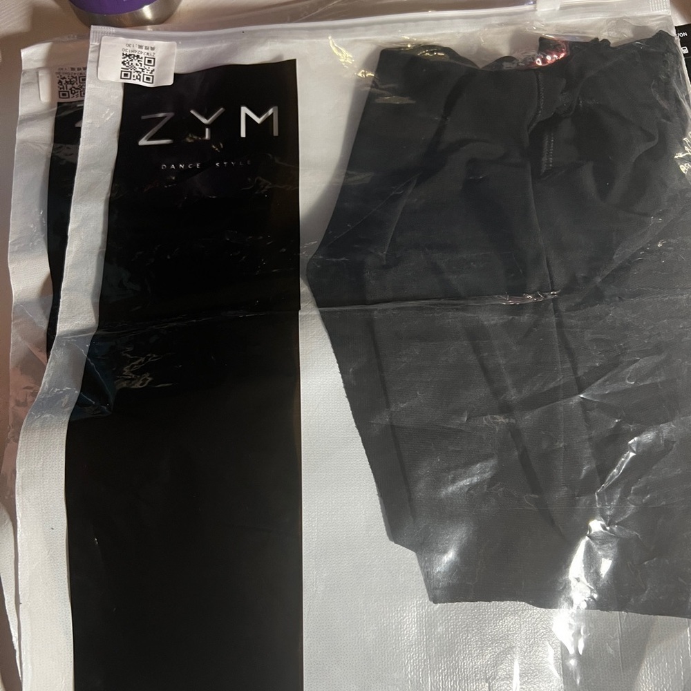 Black Asymmetrical Two-Piece dance Set - Picture 6 of 6